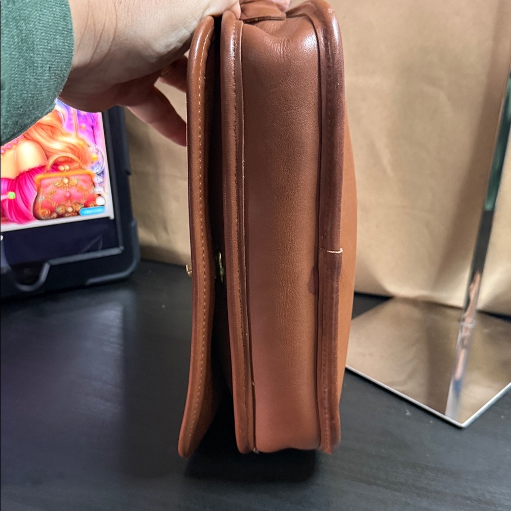 Coach Vintage Pocket Purse - Picture 8 of 17